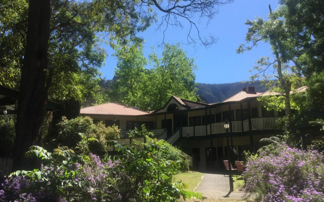 Halls Gap Tavern
