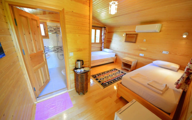 Lemon Garden Lodge