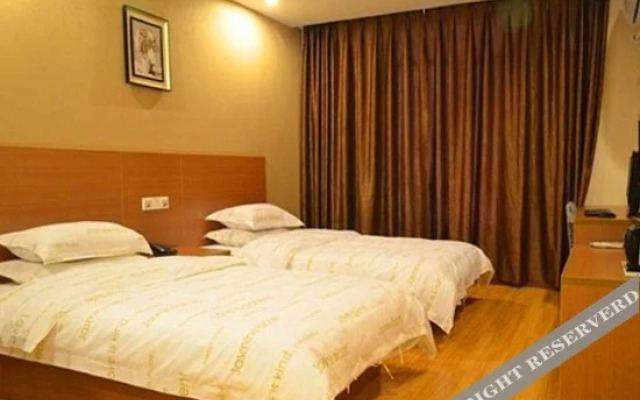 SET Youpin Hotel (Jingzhou Sanwan Road Education College)