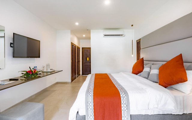 Southern Palms Beach Resort