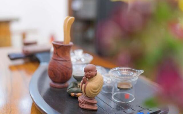 Tengchong Lanju Pavilion Inn