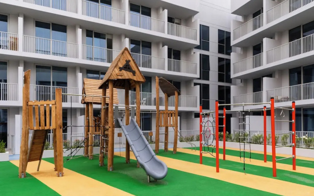 Waves - Luxury Meets Comfort Modern 1