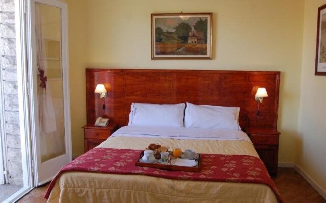Hosteria Lucky Home