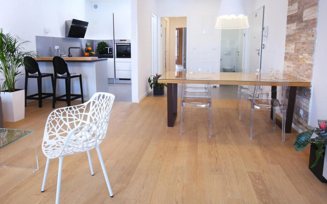 Luxury Apartment Kampanel