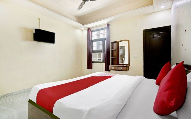 OYO 35941 Hotel Yuvraj Grand