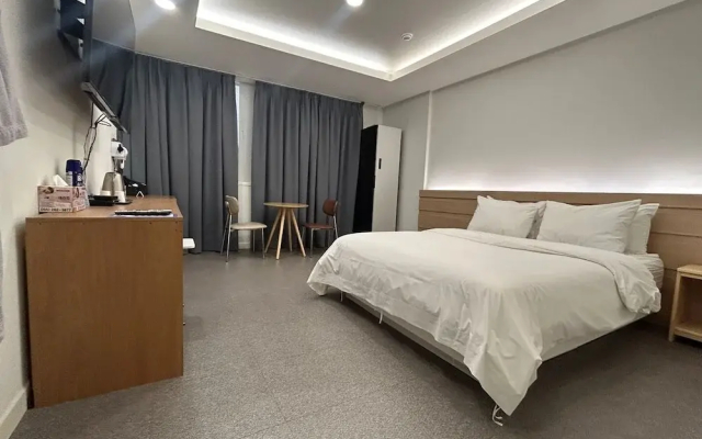 Priberry Hotel