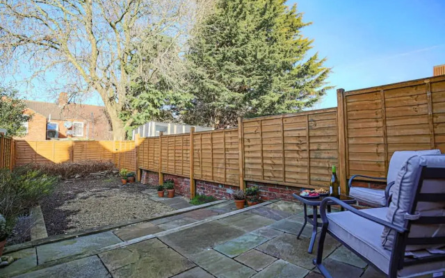 Host Stay Newington Road