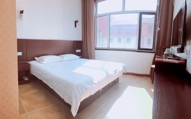 Ripple Hotel (Jiaonan Zhushan Road, Qingdao West Station)