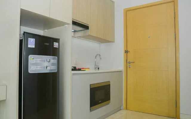 Comfortable Studio Room at Capitol Suites Apartment