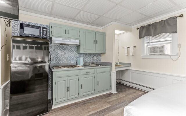 The Crest - Hampton Beach