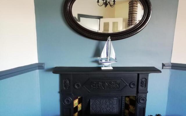 Cosy, Spacious 2-bed Cottage in Watchet, Somerset