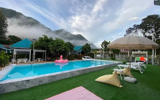 Suksaby khaoyai