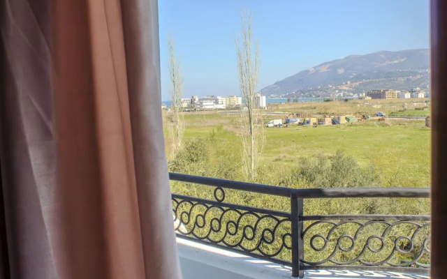 Oasis Hotel