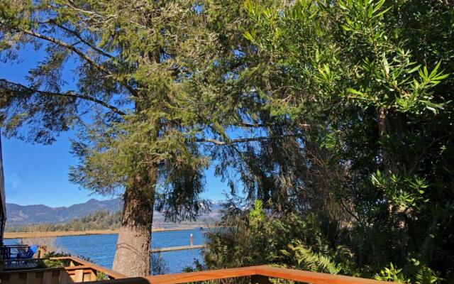 Wheeler on the Bay Lodge & Marina