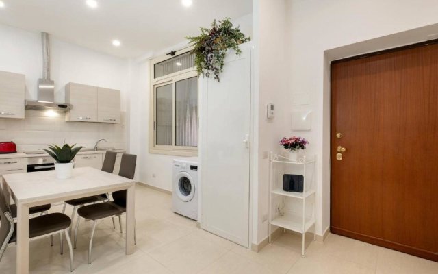 Iflat Lovely And Bright 2 Bed Flat Near Termini