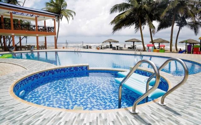 Tenack Beach Resort & Hotel