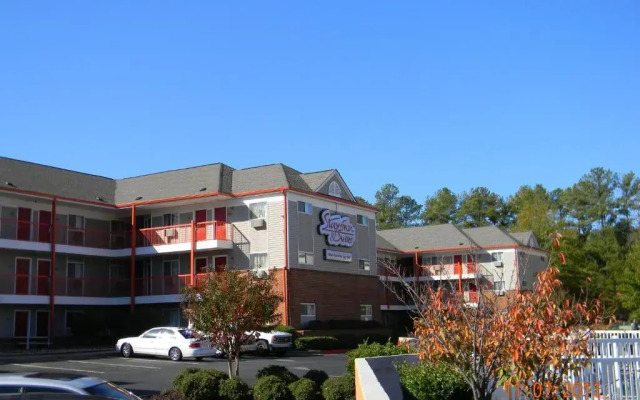 Stay Inn & Suites