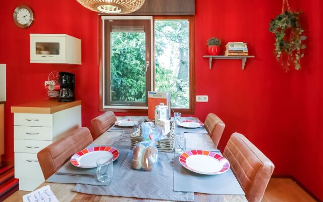 Enticing Bungalow in Uden With Sauna