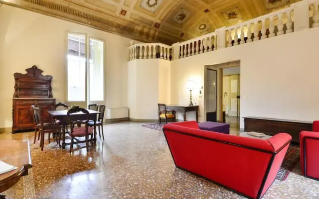 Palazzo Tanari Apartment