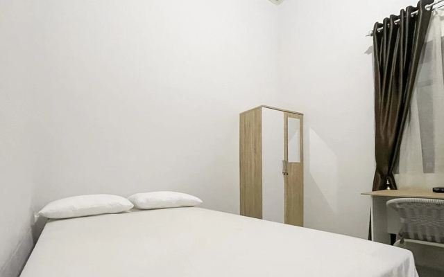 An Nisa Homestay Syariah Mitra RedDoorz – Guest Rooms – Bireuen