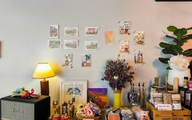 Moon in 9 haus Cafe & Villas