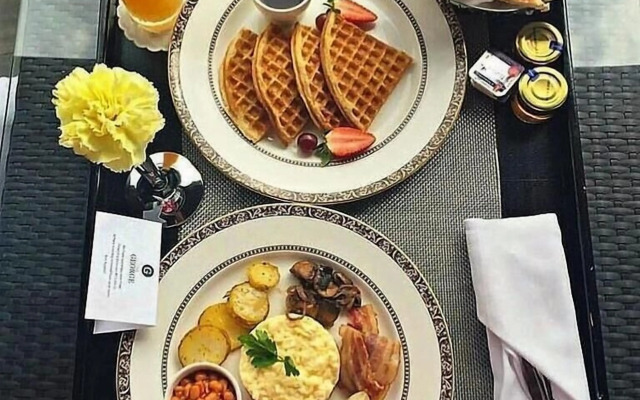 Auris Court Suites & Apartment