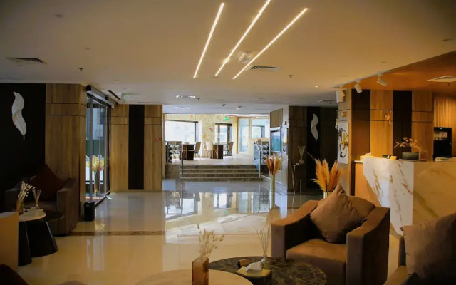 Plaza Athenee Hotel Kuwait