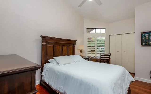 Casa Willow 4 Bedroom Home by RedAwning
