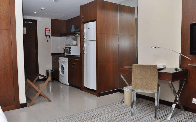 Phoenix Plaza Hotel Apartments