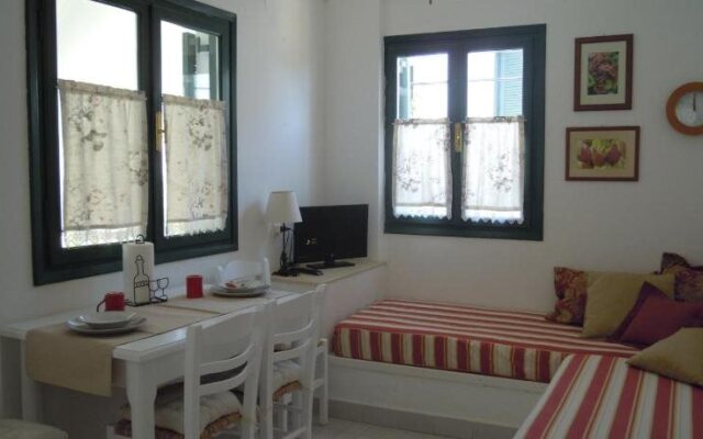 Palemilos Apartments
