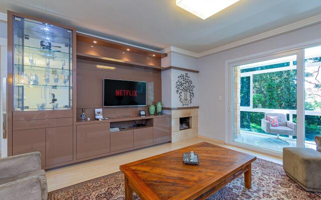 Excelente no Centro de Canela @stayhousetemporada