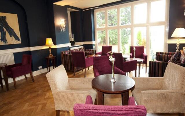 Best Western Llyndir Hall Hotel & Spa