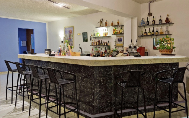 Trianta Hotel Apartments