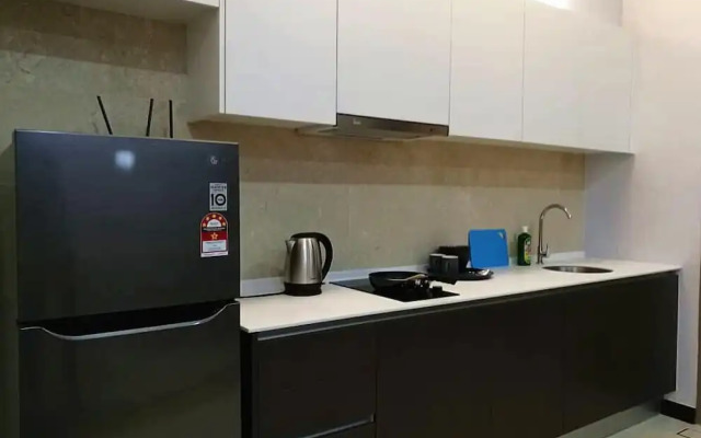 Silverscape Residence