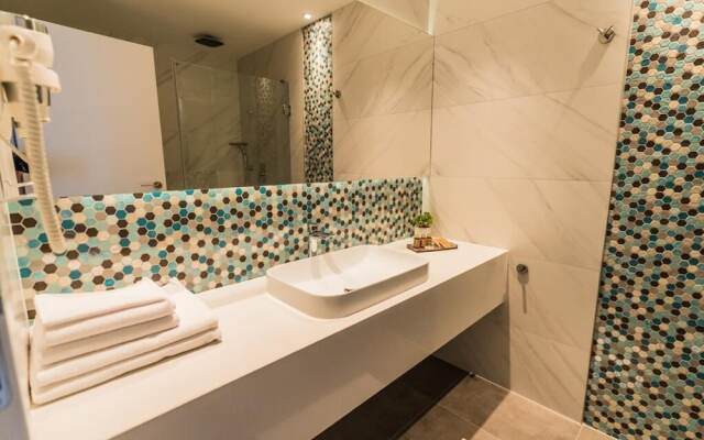 Hotel Aventus