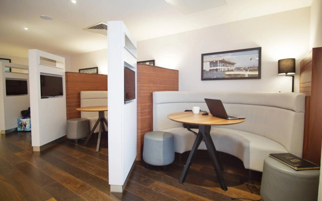 Courtyard by Marriott Glasgow Airport