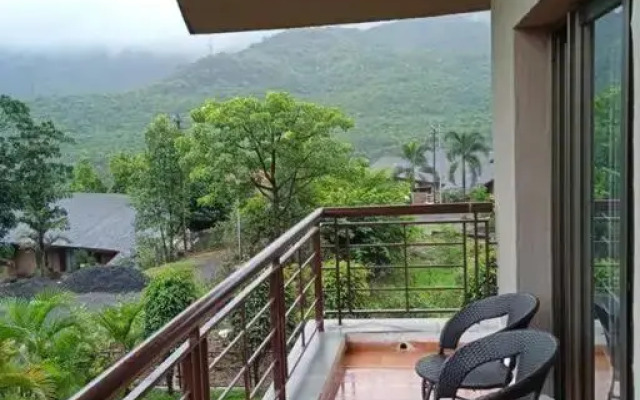 Soul Tree Deluxe Villa 106