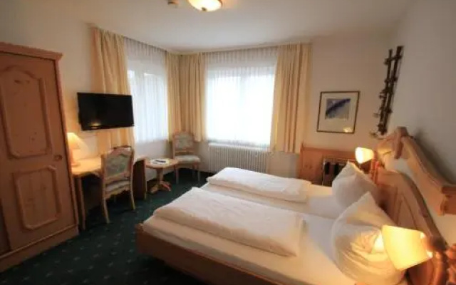 Landgasthof - Hotel Dorflinde