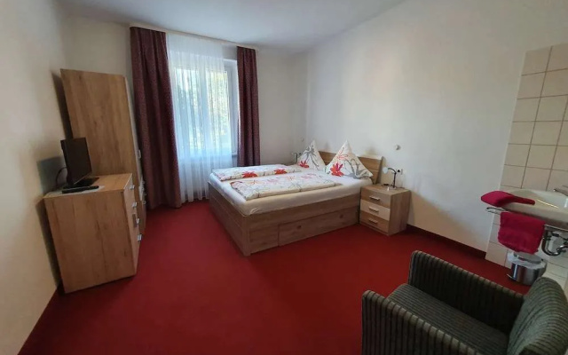 Hotel Neuenburger Hof