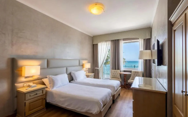 B&B Hotel Diano Marina Palace