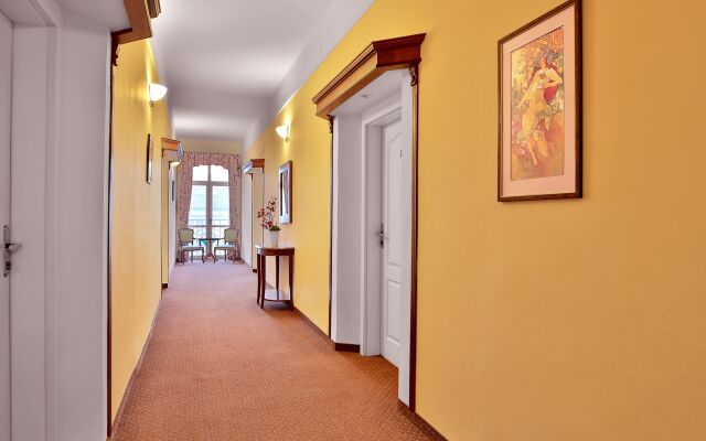 Villa Savoy Spa & Wellness
