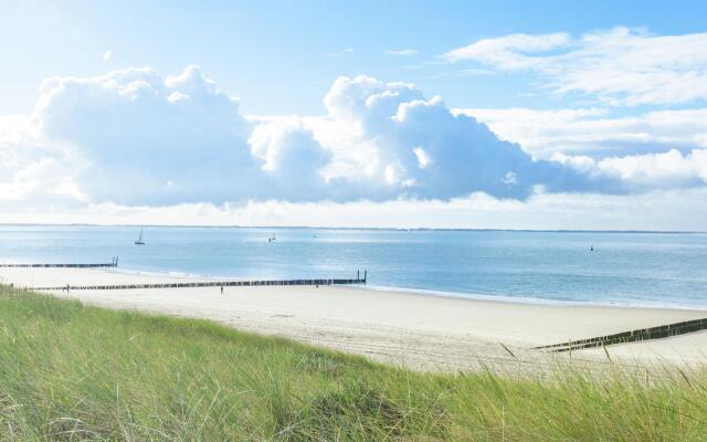 Charming Holiday Home in Koudekerke-dishoek With Terrace