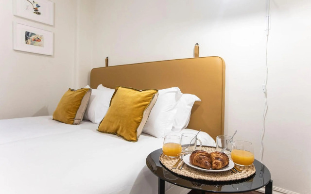 Tasteful 2BR Flat in Art District by LovelyStay