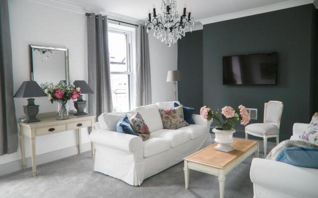 Oswald House deluxe 3 bedroom apartment