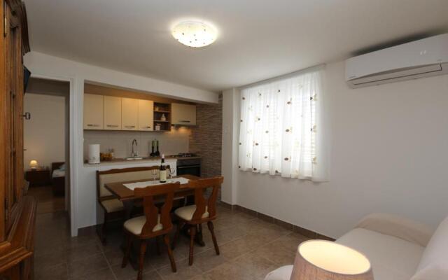 Apartment DamirK