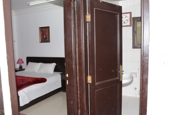Al Eairy Furnished Apts Al Madinah 6