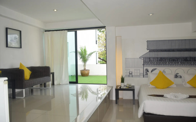 Siam Villa Suites Suvarnabhumi – Guest Rooms – Bangkok