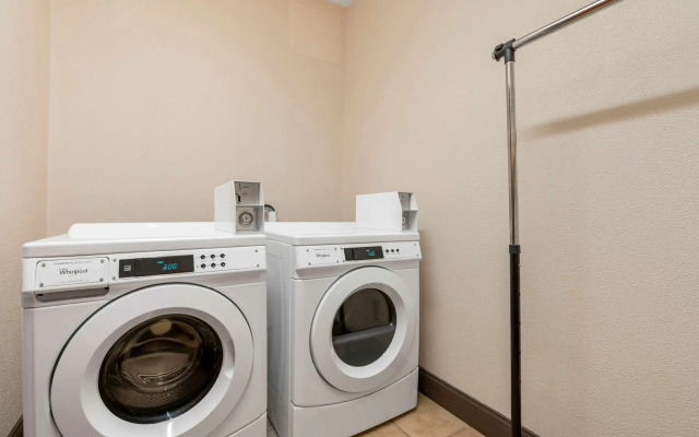 Comfort Inn & Suites Zanesville City Center