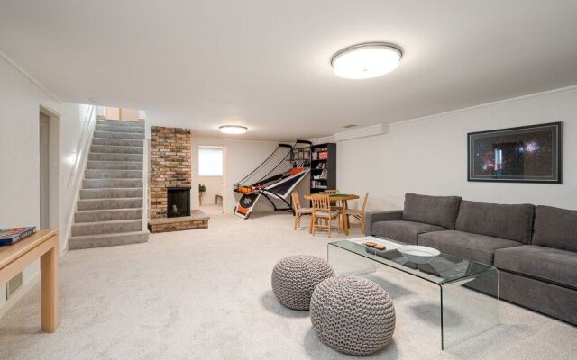 Linden Hills Retreat