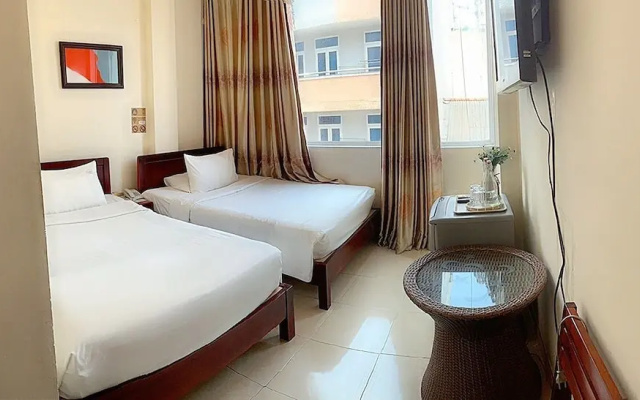 Vien Dong Hotel